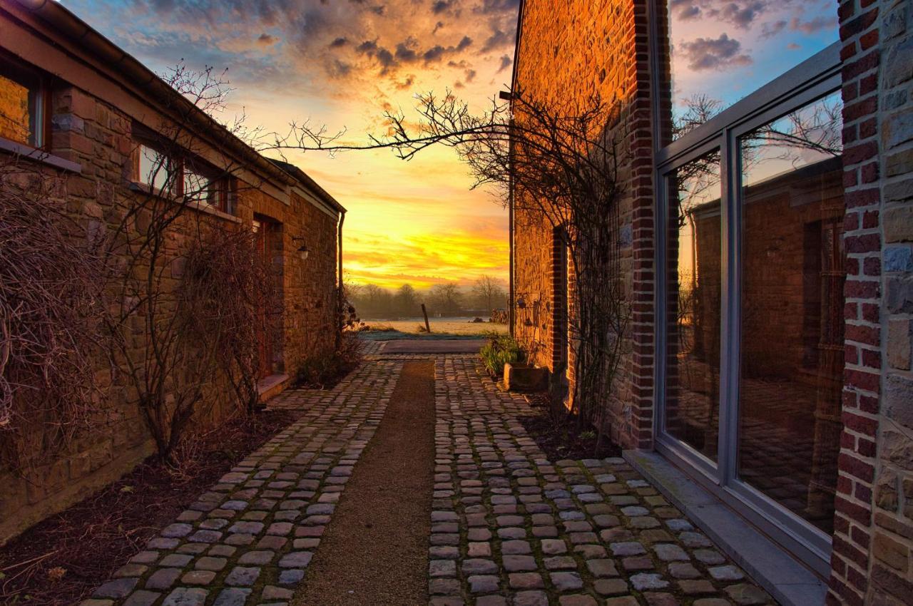Le Champ Du Coq Villa Gesves Exteriör bild
