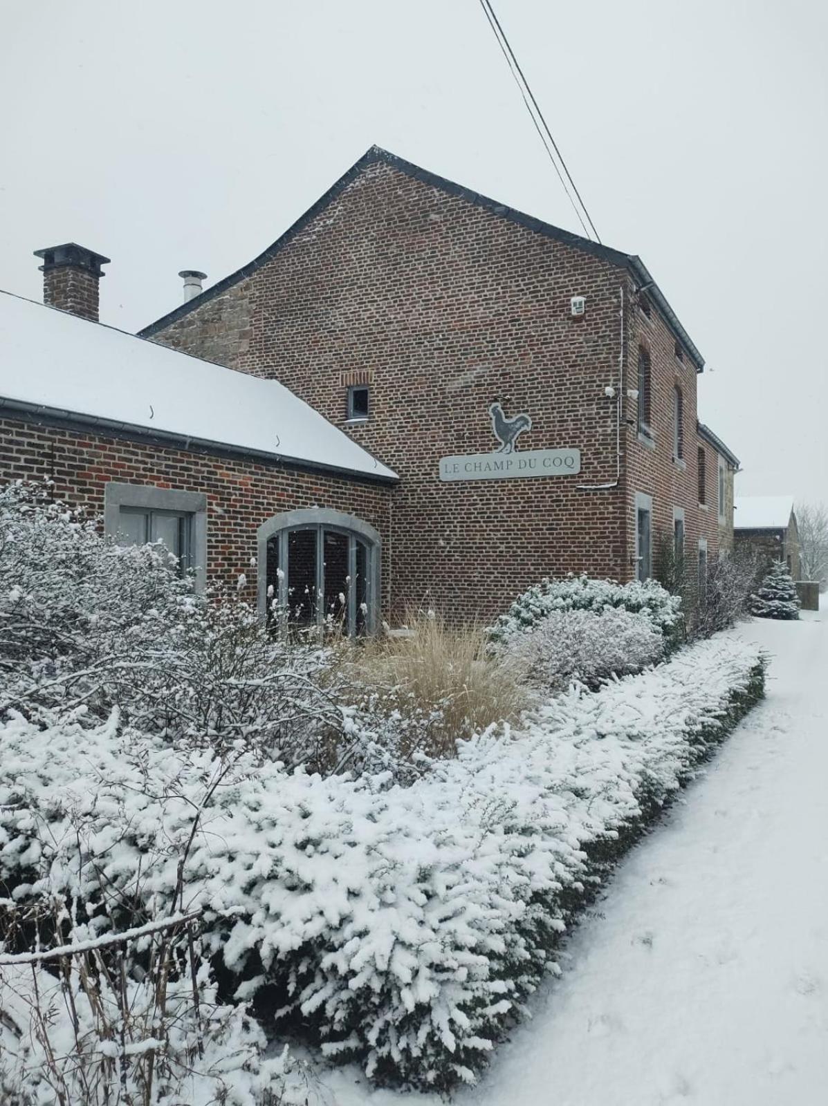 Le Champ Du Coq Villa Gesves Exteriör bild